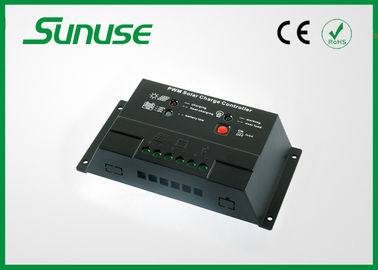 발광 다이오드 표시를 가진 20a 12V 24V PWM 태양 전지판 규칙 책임 관제사