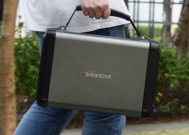 갱신할 수 있는 DC/AC/USB는 500W 점화를 위한 태양 비상 지휘권 발전기를 출력했습니다