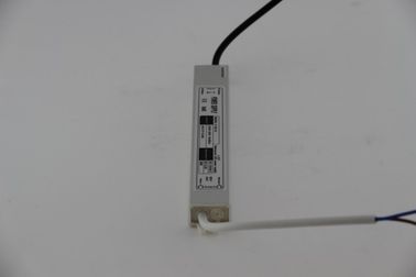 2500mA 12 V DC 30W는 LED 운전사/IP68 LED 전력 공급 EPA8270C를 방수 처리합니다